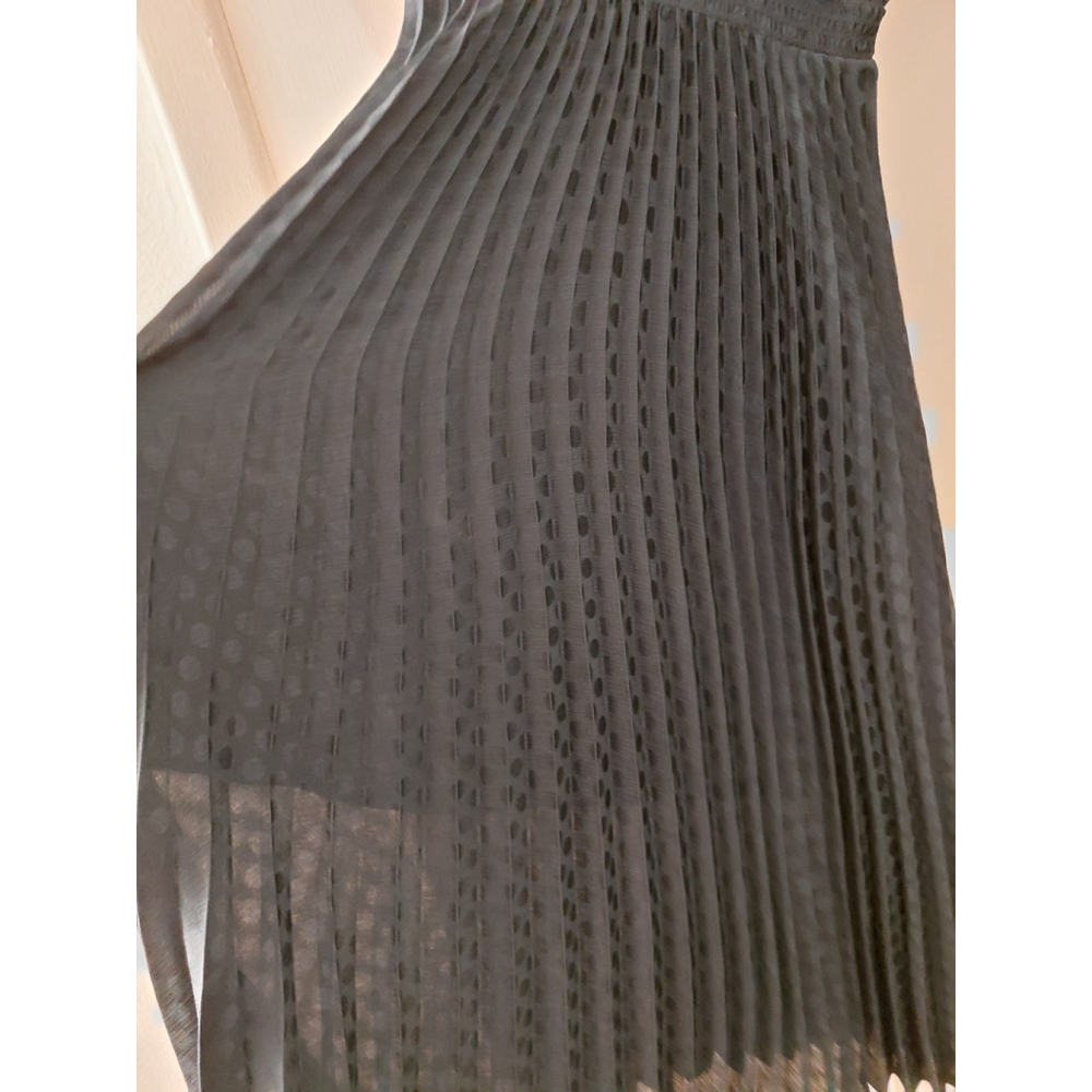 Max Studio Women’s Dress Navy Blue Short Sleeve V-Neck Tiered Ruffle Size M - Picture 3 of 5